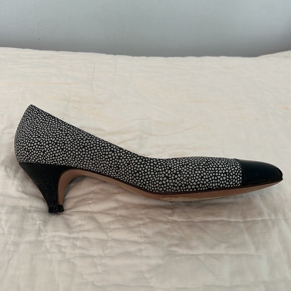 GENUINE VINTAGE Black white polka dot kitten heels 1950s 1960s Leather - Picture 5 of 11